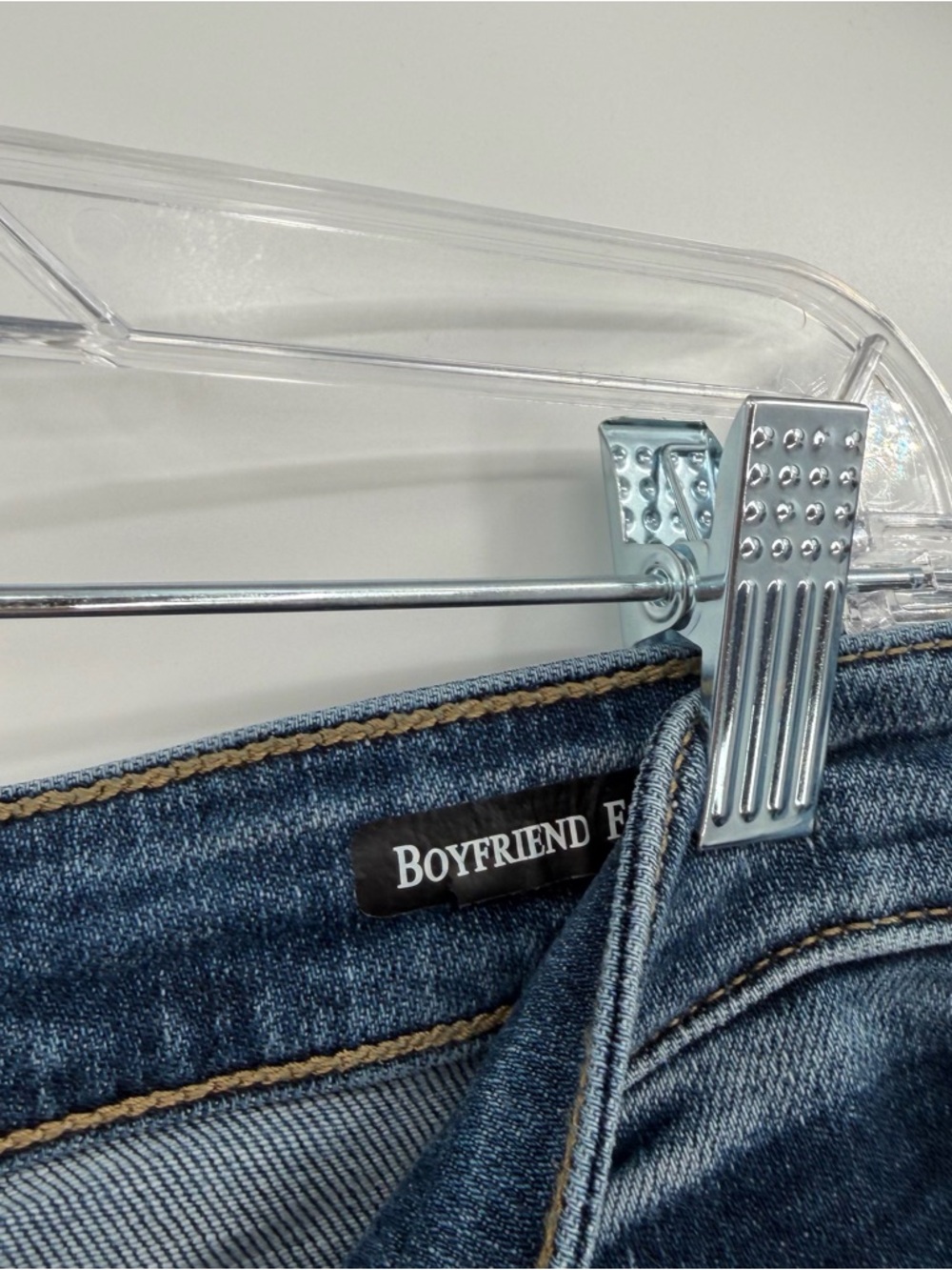 Judy blue boyfriend fit jeans 13/31 - Picture 4 of 5